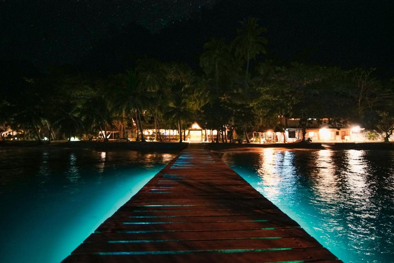 Sangat Island Dive Resort Корон Екстериор снимка