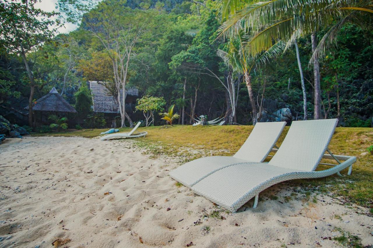 Sangat Island Dive Resort Корон Екстериор снимка