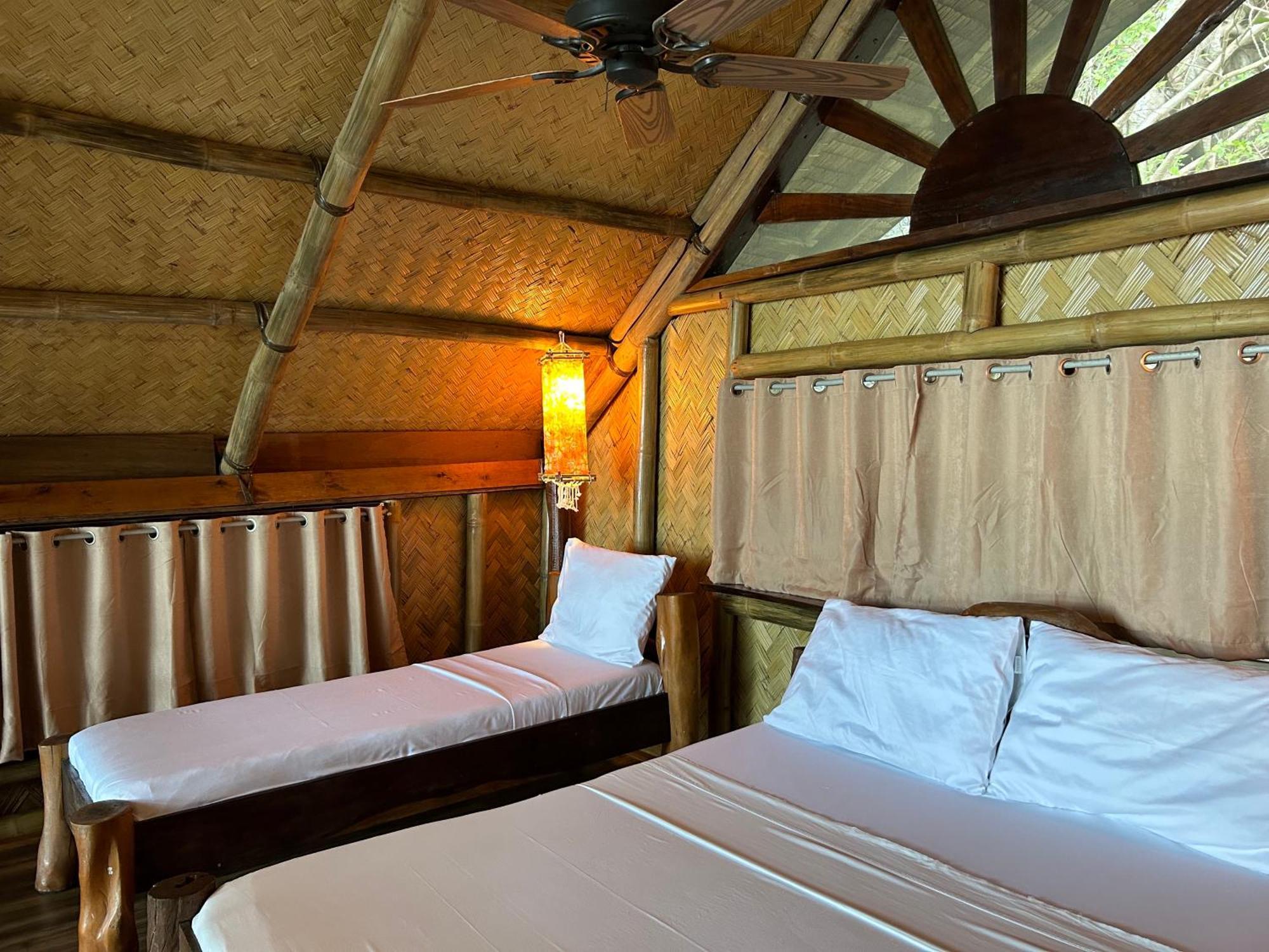 Sangat Island Dive Resort Корон Екстериор снимка