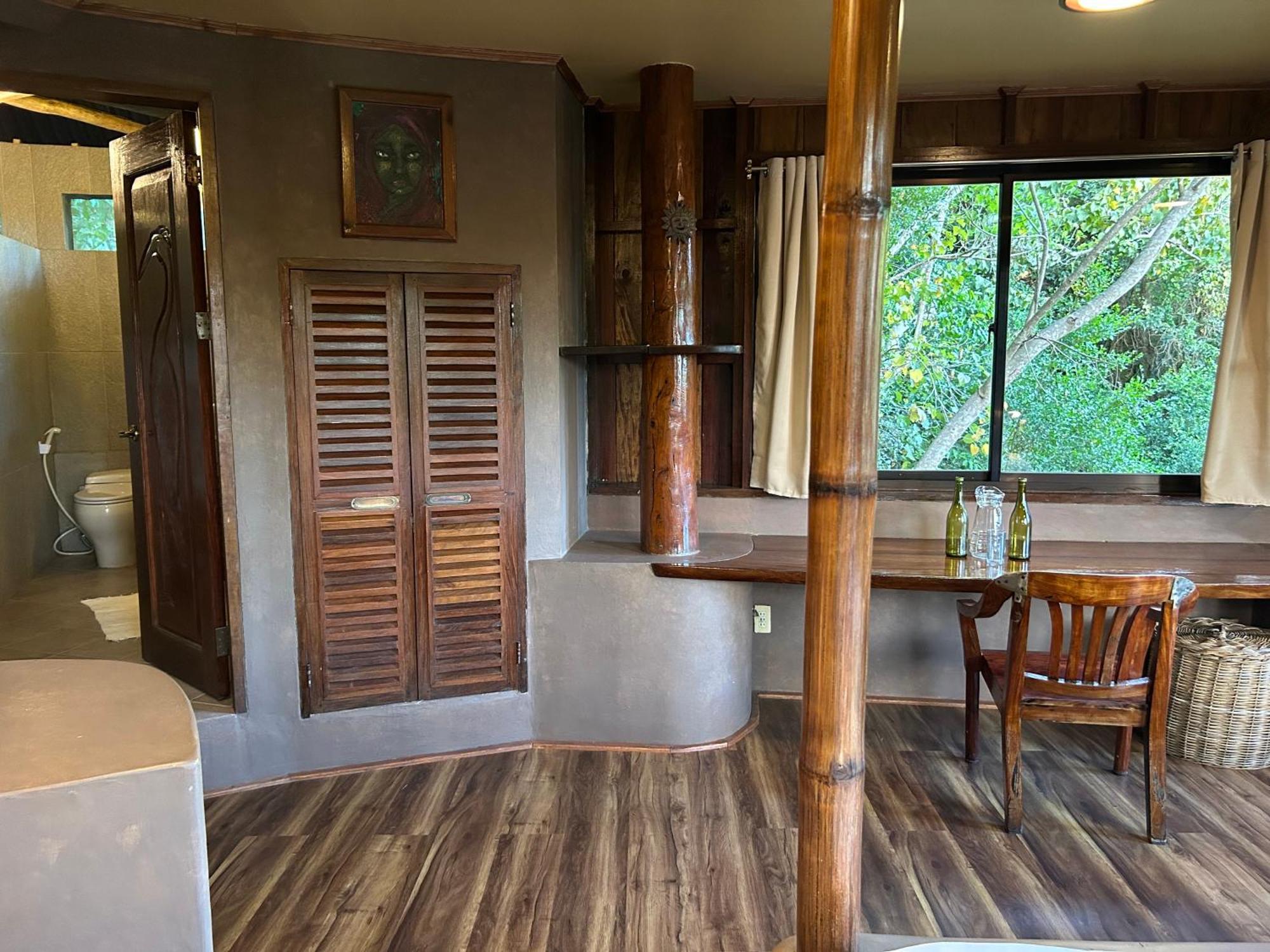 Sangat Island Dive Resort Корон Екстериор снимка