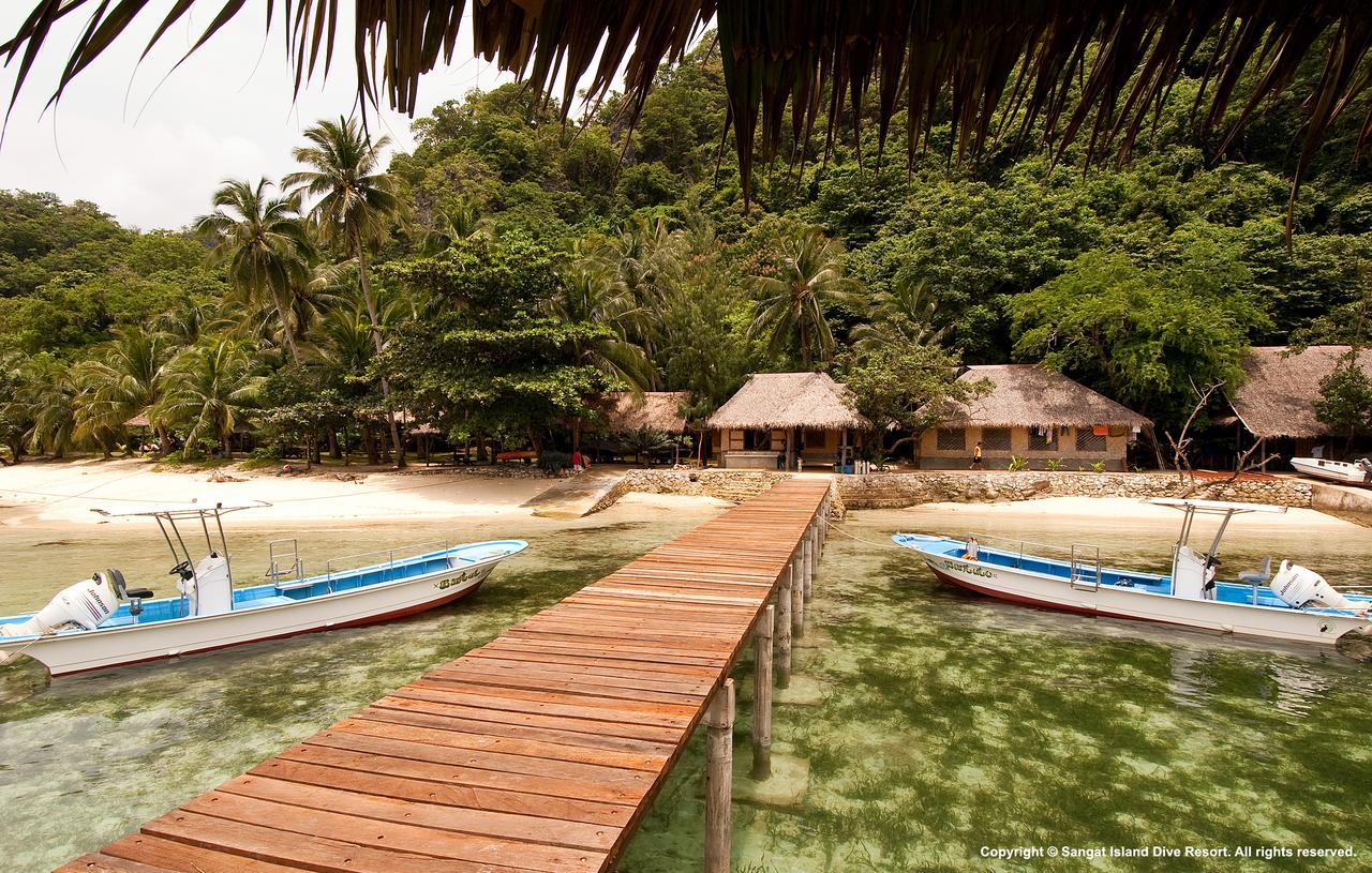 Sangat Island Dive Resort Корон Екстериор снимка